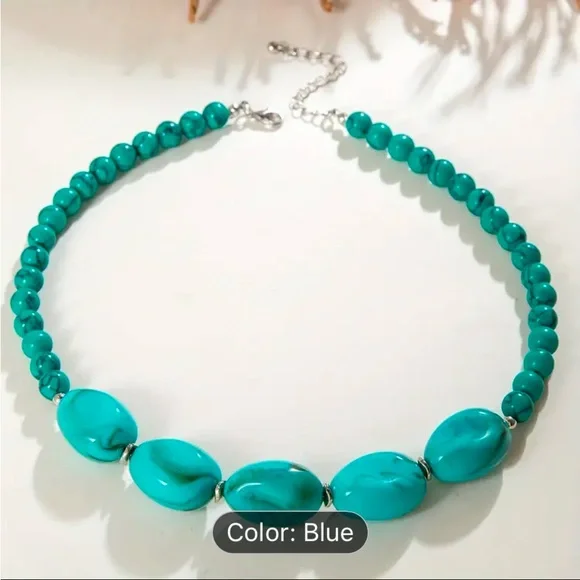 Elegant Blue Beaded Necklace - Picture 5 of 6